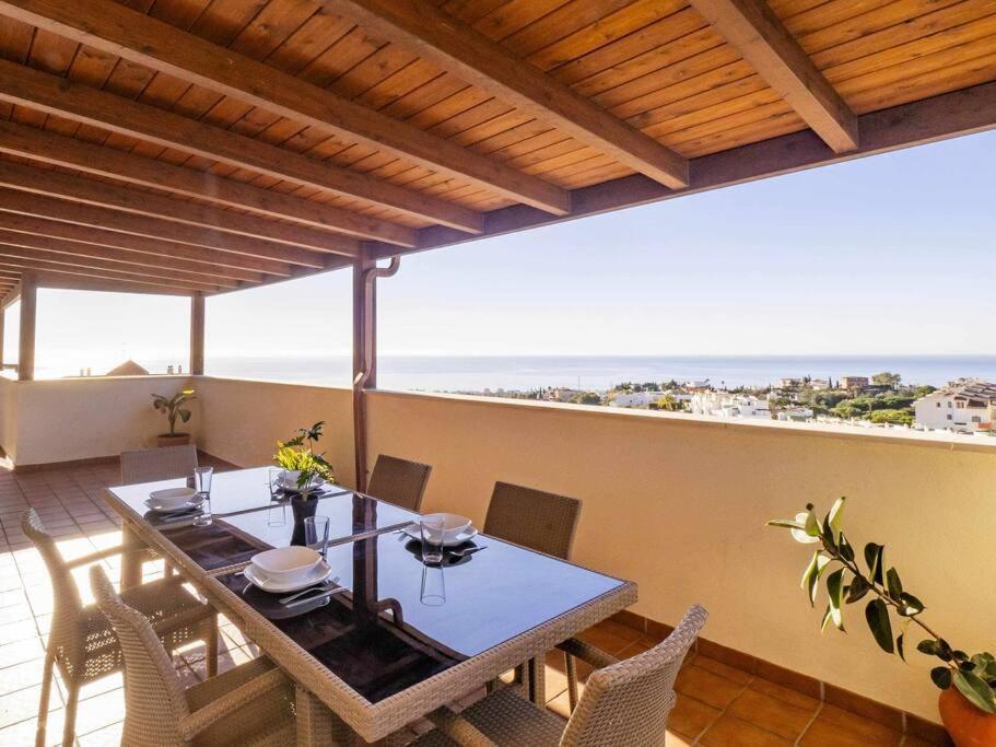 Апартаменты Atico Con Vistas Al Mar Piscina Y Parking Малага Экстерьер фото